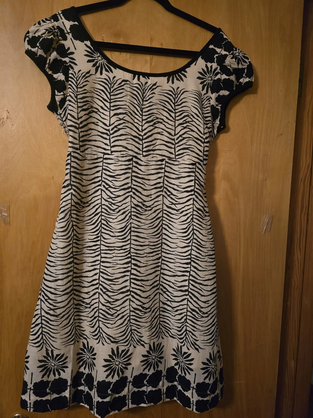 Free People Size 10 Black & Ivory Zebra Floral Print Cotton Empire Waist Dress